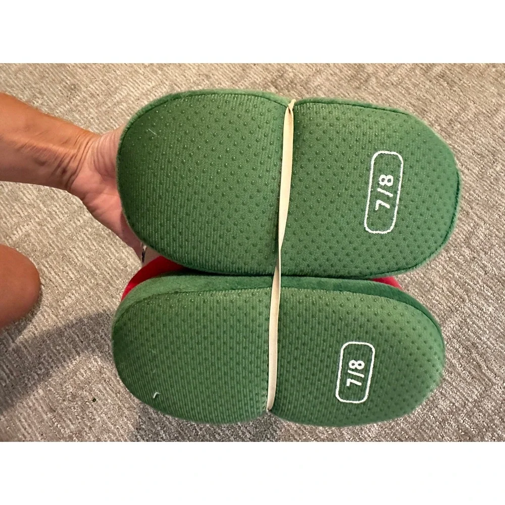 Elf on the Shelf Kids Plush Slippers Red Green Holiday House Shoes Size 7/8